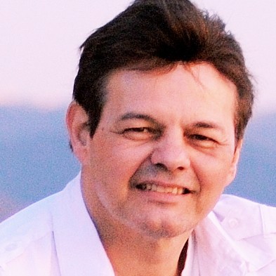 Charles E. Côté