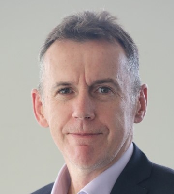 Gary James