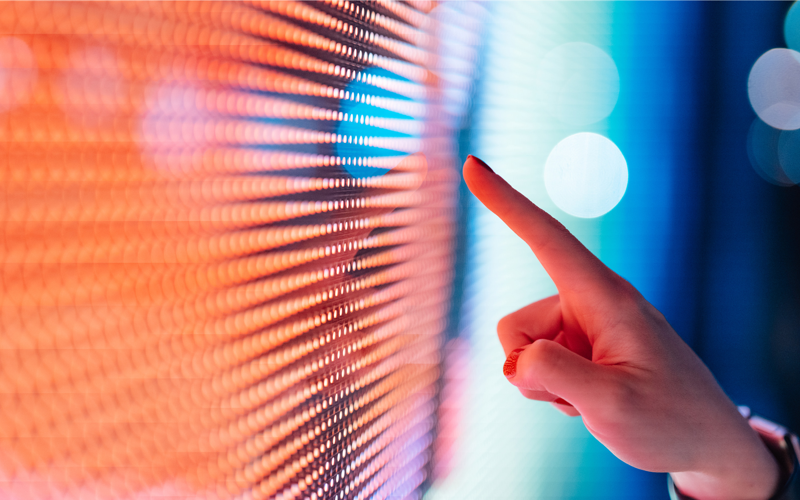 Auto_CES23_DotCom_Banner_2880 x 1800px_221206