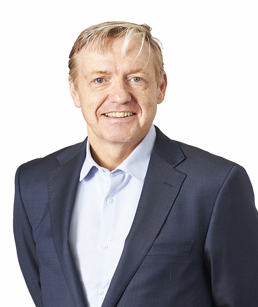 Simon MacWhirter